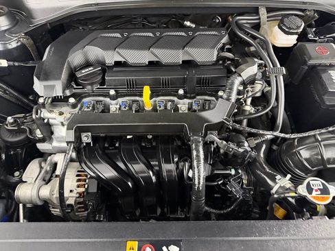 Used 2022 Hyundai Venue SEL FWD image 33