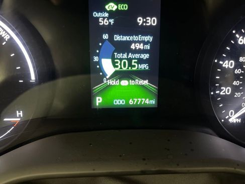 Certified 2023 Toyota Sienna XLE image 19