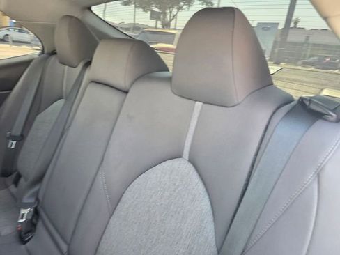 Used 2022 Toyota Camry LE FWD image 10