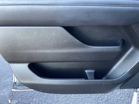 Used 2021 Chevrolet Tahoe Z71 w/ Z71 Signature Package image 21