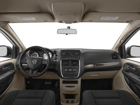 Certified 2018 Dodge Grand Caravan SE FWD image 8