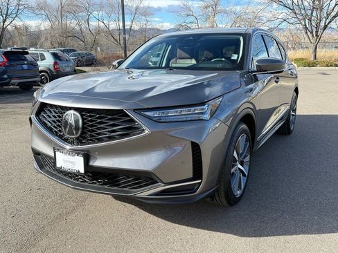 Used 2025 Acura MDX w/ Technology Package image 9