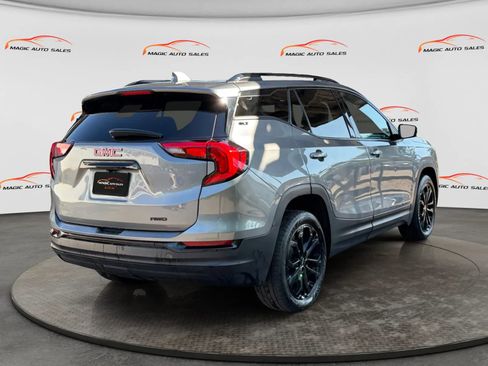 Used 2021 GMC Terrain SLT w/ Elevation Edition AWD/4WD image 10
