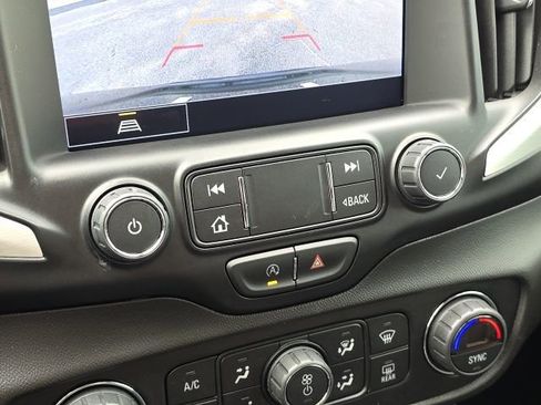 Used 2022 GMC Terrain SLT image 34