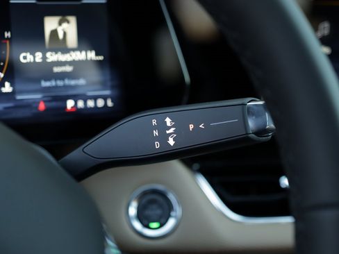 New 2026 Chevrolet Equinox ACTIV w/ Convenience Package III image 22