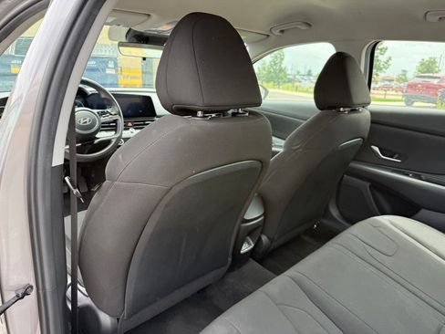 Certified 2024 Hyundai Elantra SEL FWD image 9