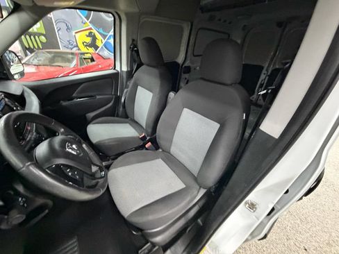 Used 2017 RAM ProMaster City Tradesman w/ Rear Back-up Camera Group FWD image 11