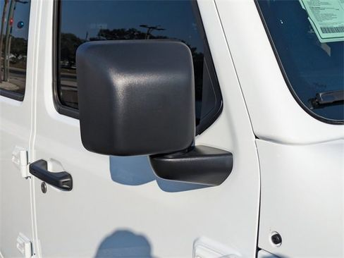 New 2026 Jeep Gladiator Mojave image 11