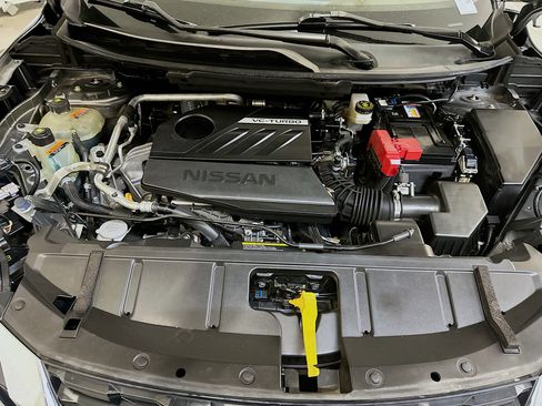 Used 2023 Nissan Rogue SV image 33