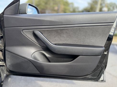 Used 2020 Tesla Model 3 Performance image 36