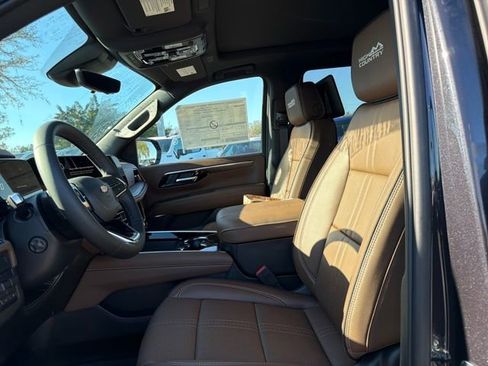 New 2026 Chevrolet Tahoe High Country image 18