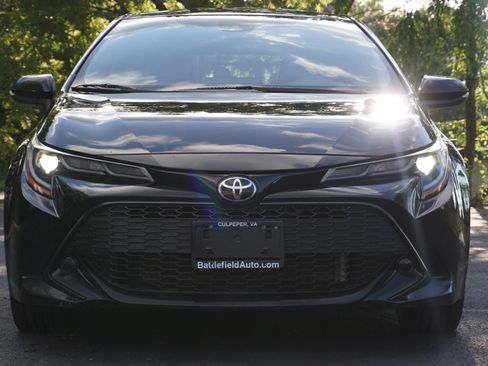 Used 2022 Toyota Corolla SE FWD image 2