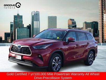 Used 2023 Toyota Highlander XLE