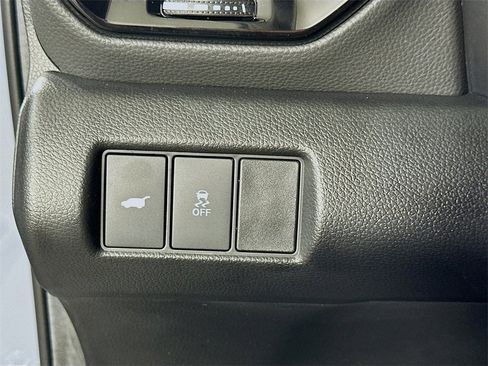 Used 2025 Honda Pilot Touring image 23