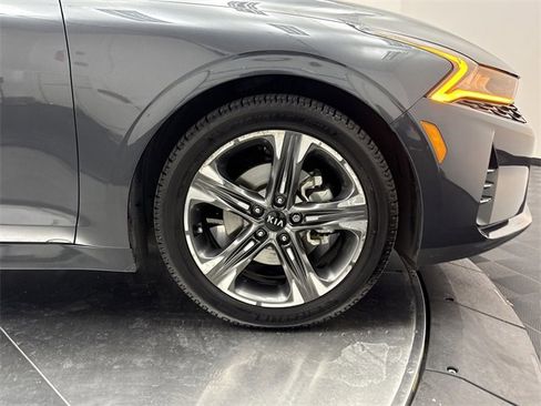 Used 2021 Kia K5 EX w/ EX Premium Package image 9