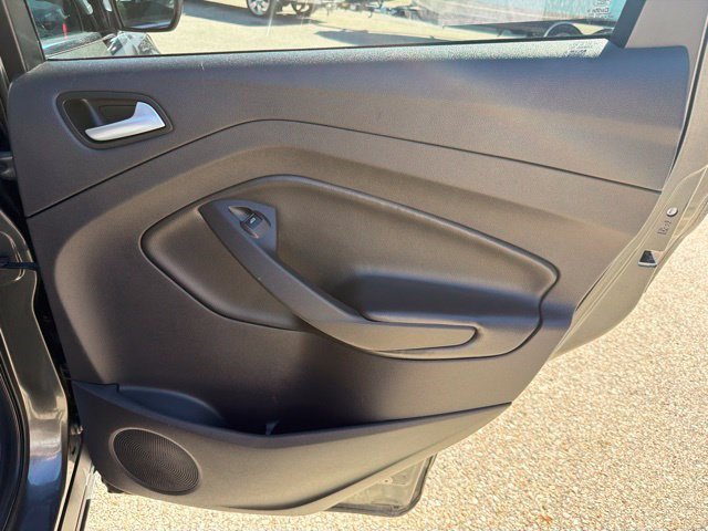 Used 2017 Ford Escape SE w/ SE Cold Weather Package AWD/4WD image 17