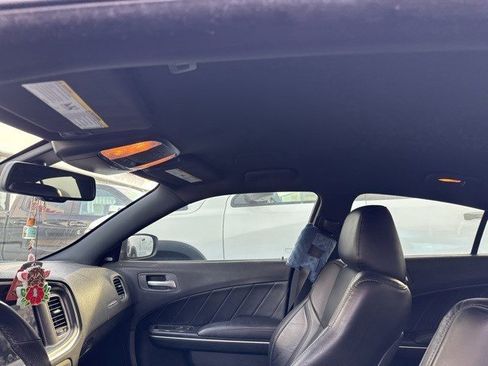 Used 2018 Dodge Charger R/T w/ Plus Group image 17