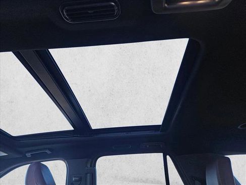 Used 2023 Ford Expedition Limited image 20