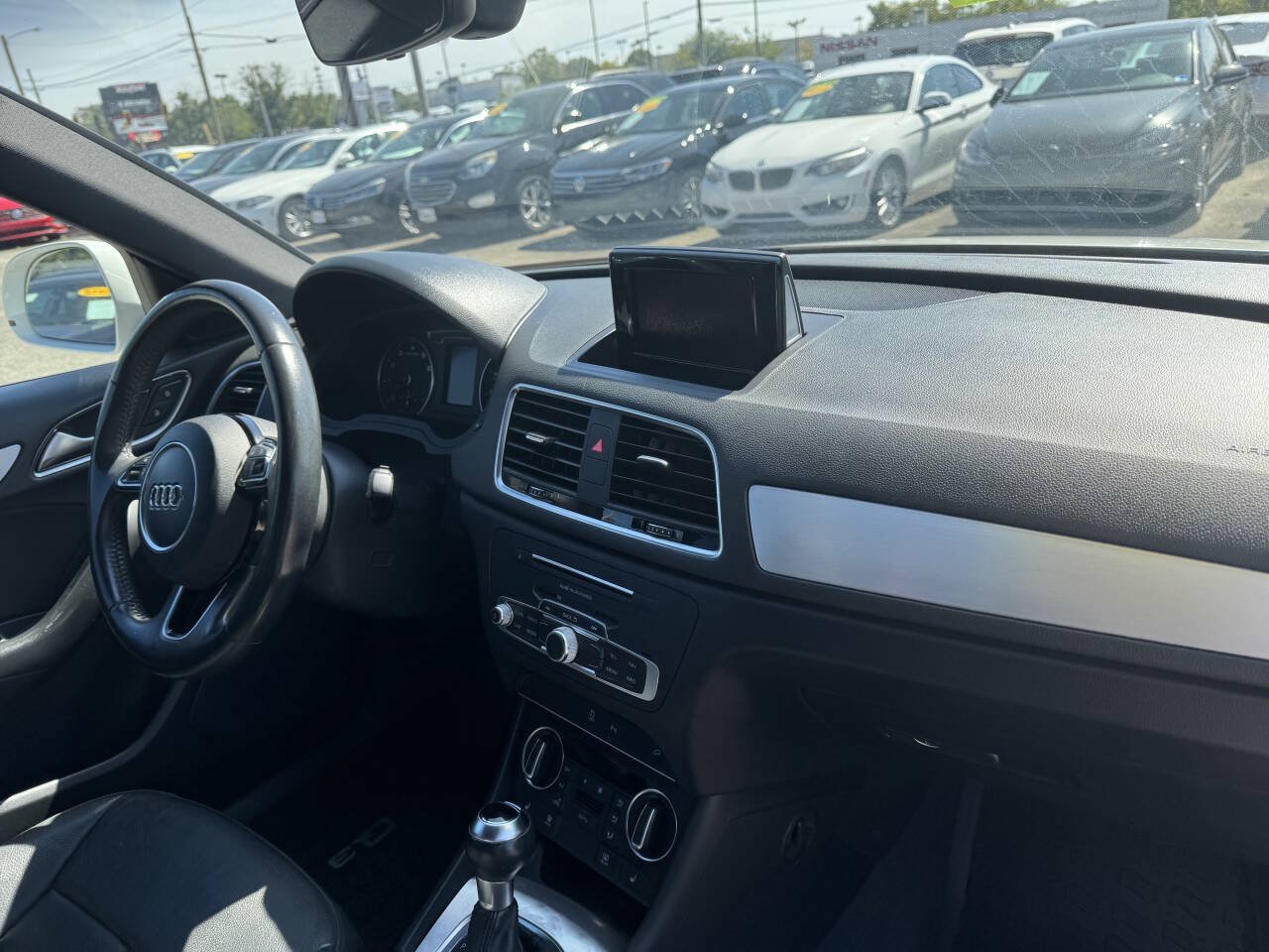Used 2018 Audi Q3 2.0T Premium FWD image 15