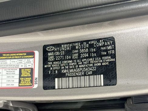 Used 2023 Hyundai Elantra SEL FWD image 30
