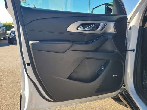 Used 2021 Chevrolet Traverse Premier w/ Redline Edition AWD/4WD image 18