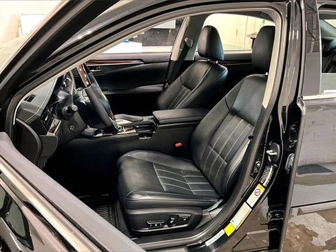 Used 2017 Lexus ES 350 w/ Luxury Package image 21