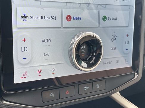 Used 2023 Ford Expedition Max Platinum image 23