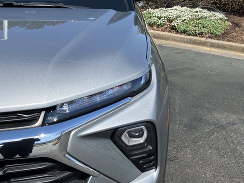 Used 2024 Chevrolet TrailBlazer LS w/ LS Convenience Package image 5