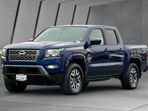 Used 2022 Nissan Frontier SV image 8