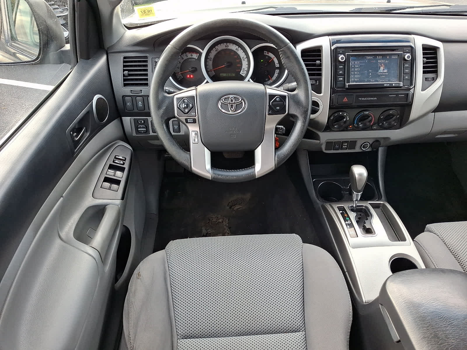 Used 2015 Toyota Tacoma 4x4 Double Cab w/ TRD Off-Road Package image 12