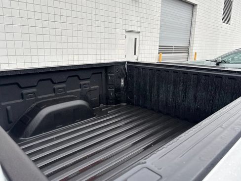 Used 2024 Chevrolet Silverado 1500 LTZ AWD/4WD image 35