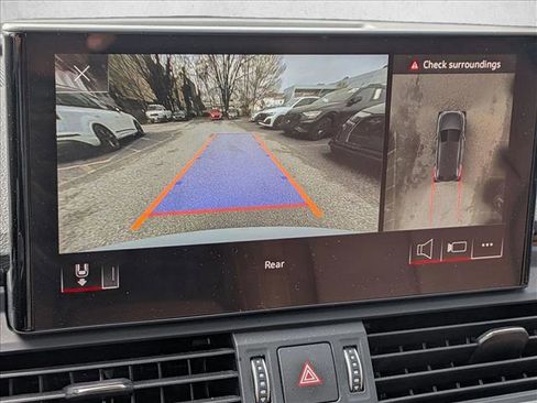 Used 2023 Audi Q5 2.0T Premium Plus w/ Premium Plus Package image 9