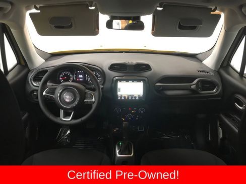 Certified 2023 Jeep Renegade Latitude image 26