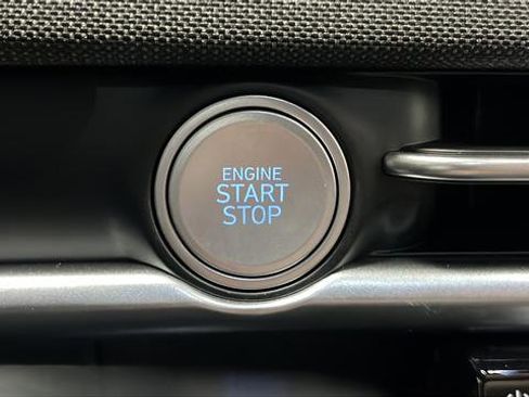 Used 2025 Hyundai Tucson Limited image 32