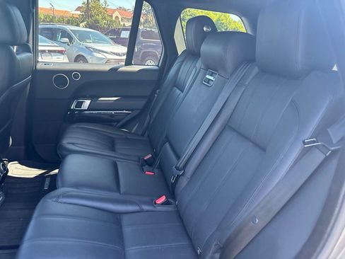 Used 2017 Land Rover Range Rover HSE AWD/4WD image 15