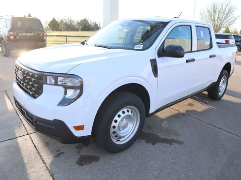 New 2026 Ford Maverick XL FWD image 11