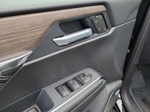 New 2026 GMC Acadia Denali w/ Super Cruise Package image 21