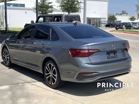 Used 2024 Volkswagen Jetta Sport FWD image 10