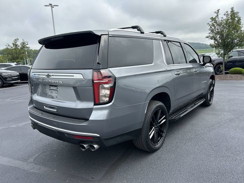 Used 2021 Chevrolet Suburban High Country AWD/4WD image 7
