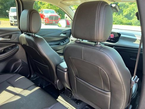 Used 2025 Buick Encore GX Preferred w/ Advanced Technology Package FWD image 14