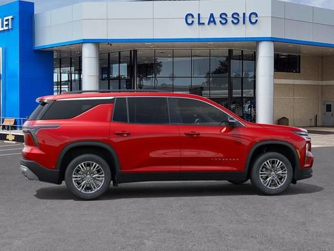 New 2027 Chevrolet Traverse LT w/ Driver Confidence Package FWD image 5