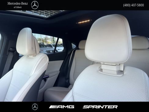 Certified 2025 Mercedes-Benz GLC 300 4MATIC image 17