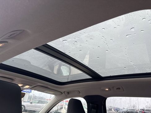 New 2026 Volvo XC40 B5 Plus w/ Protection Package Premier AWD/4WD image 35