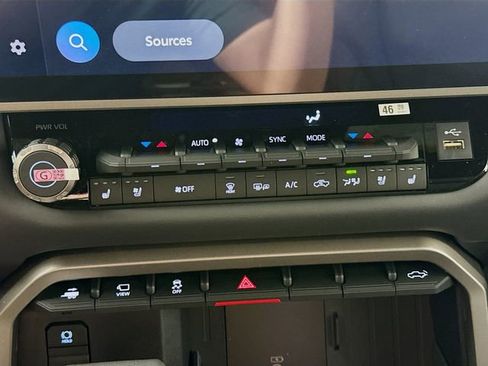 New 2026 Toyota Tundra Platinum image 15