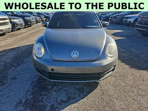 Used 2012 Volkswagen Beetle 2.5 image 2