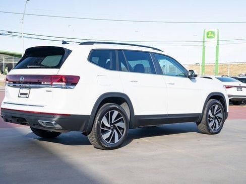 New 2026 Volkswagen Atlas SE image 6