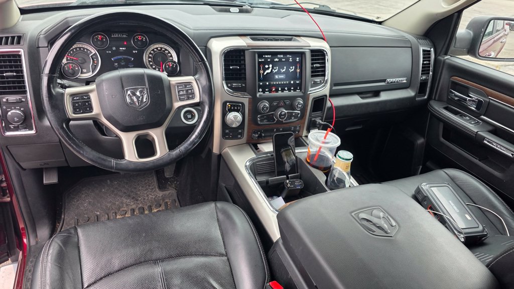 Used 2018 RAM 1500 Laramie w/ Convenience Group AWD/4WD image 4