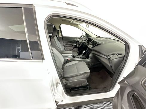 Used 2019 Ford Escape SE FWD image 26