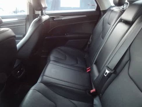 Used 2015 Ford Fusion Titanium image 8