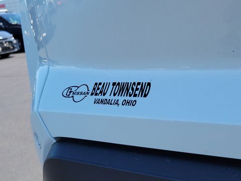 Certified 2022 Nissan Pathfinder SV image 6